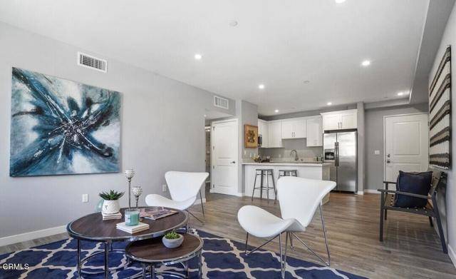 Los Angeles, CA 90026,1111 Echo Park Avenue #403
