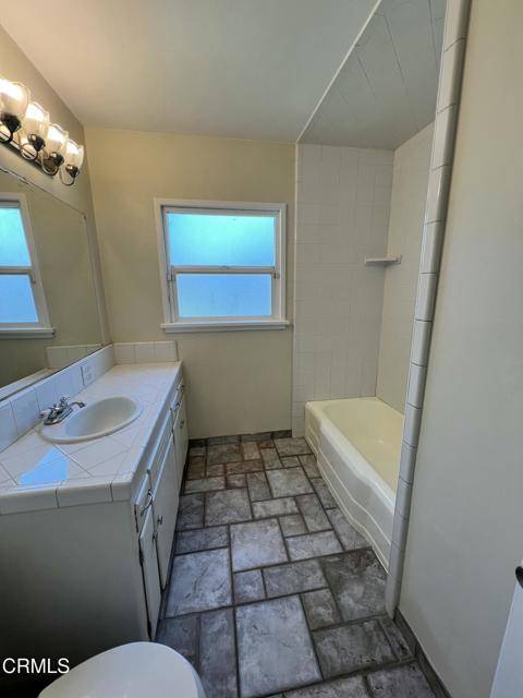Bakersfield, CA 93309,16 Western Drive
