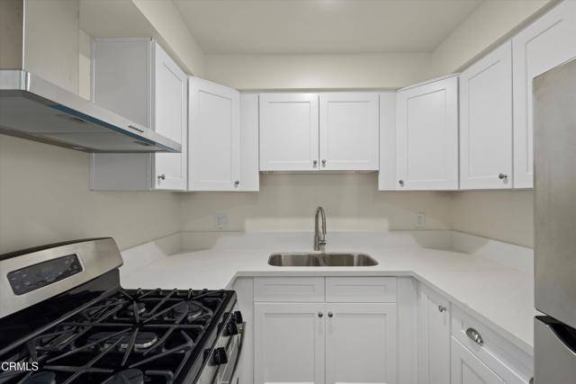 Los Angeles, CA 90026,624 Silver Lake Boulevard #3