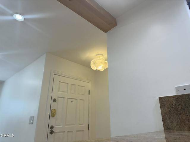 Van Nuys, CA 91406,15511 Sherman Way #35