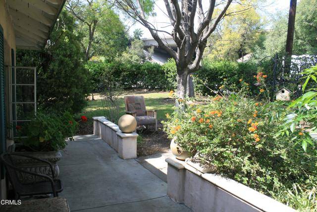 Glendale, CA 91214,3754 Montrose Avenue