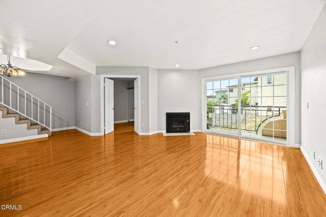 Los Angeles, CA 90032,4760 Templeton Street #3222