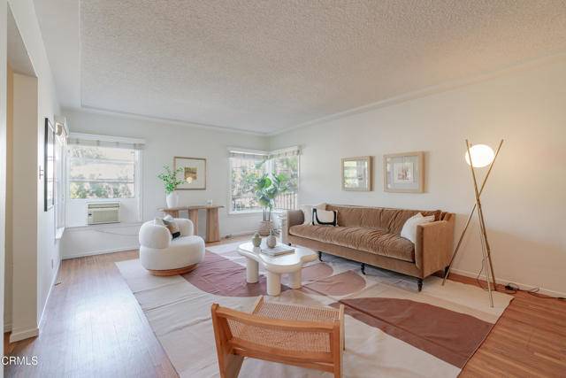 Los Angeles, CA 90027,3349 Wood Terrace