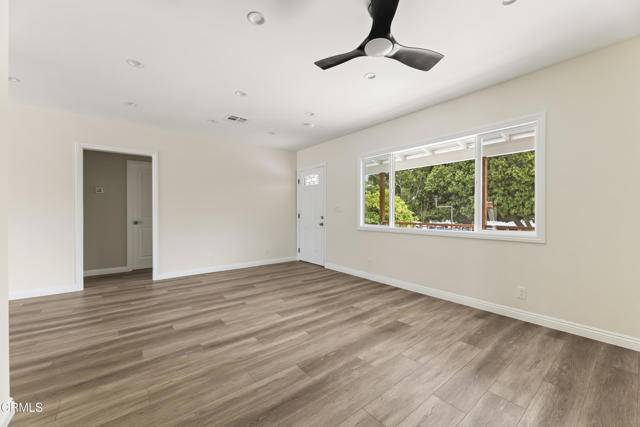 Sun Valley, CA 91352,11953 Roscoe Boulevard