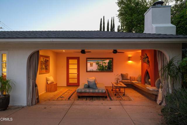 La Canada Flintridge, CA 91011,1215 Flanders Road