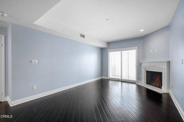 Studio City, CA 91604,4424 Whitsett Avenue #102