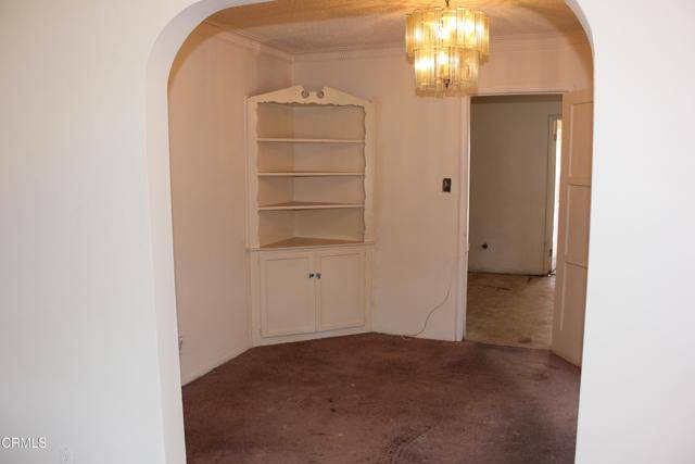Los Angeles, CA 90044,8932 Orchard Avenue