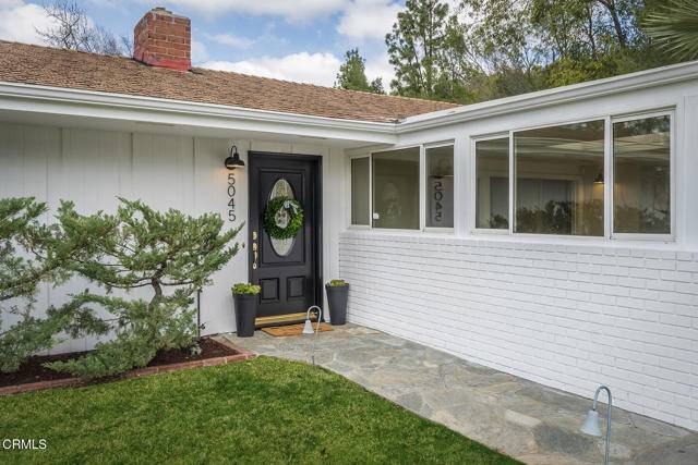 La Canada Flintridge, CA 91011,5045 Redwillow Lane