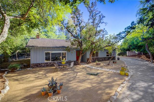 Altadena, CA 91001,3367 Canyon Crest Road