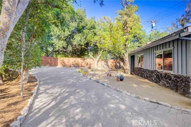 Altadena, CA 91001,3367 Canyon Crest Road