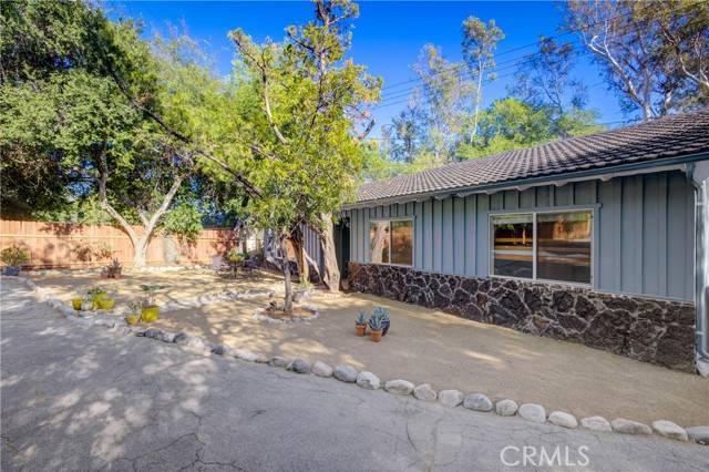 Altadena, CA 91001,3367 Canyon Crest Road