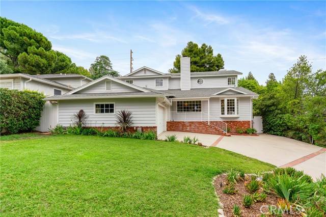 La Crescenta, CA 91214,5412 Pine Cone Road