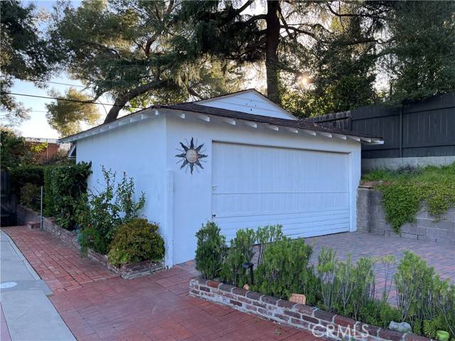 La Canada Flintridge, CA 91011,480 Paulette Place