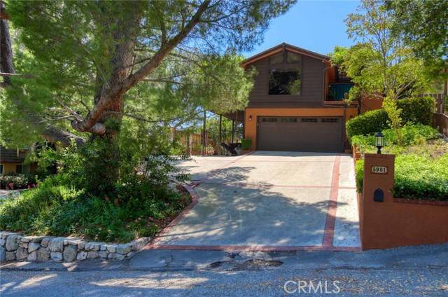 La Crescenta, CA 91214,5901 Canyonside Road