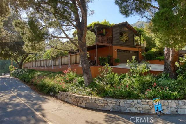 La Crescenta, CA 91214,5901 Canyonside Road