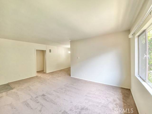 Los Angeles, CA 90004,208 S Mariposa #6