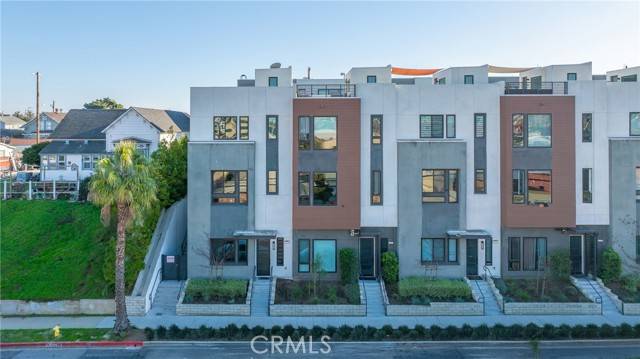 San Pedro, CA 90731,273 W 8th Street