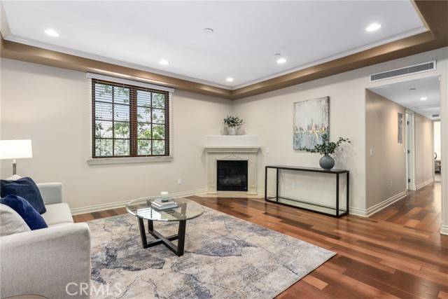Pasadena, CA 91106,333 N Hill Avenue #304
