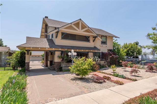 Covina, CA 91723,128 E Navilla Place