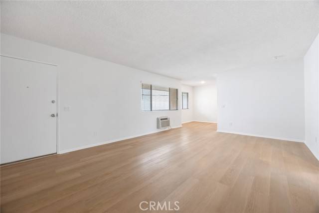 Los Angeles, CA 90042,117 S Avenue 54 #7