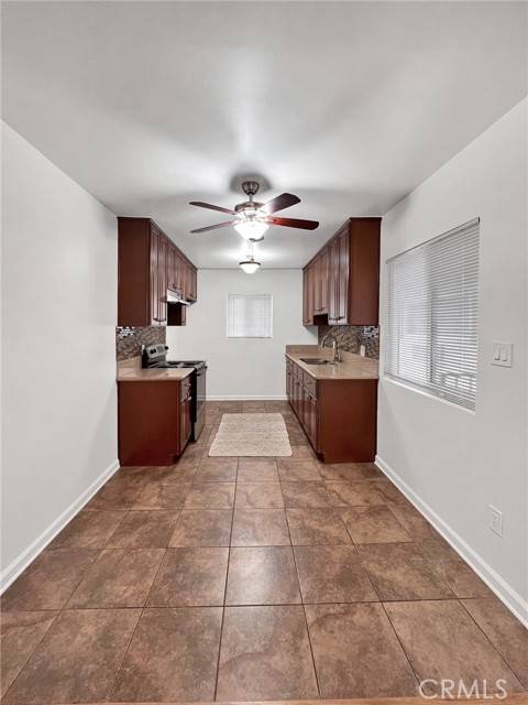 Valley Glen, CA 91401,5620 Woodman #9
