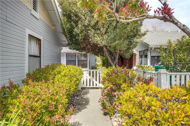 San Luis Obispo, CA 93401,770 Azalea Court #4