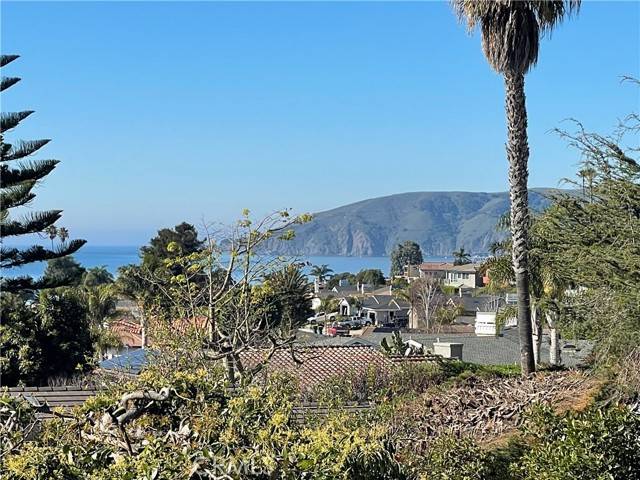 Pismo Beach, CA 93449,123 El Portal Drive