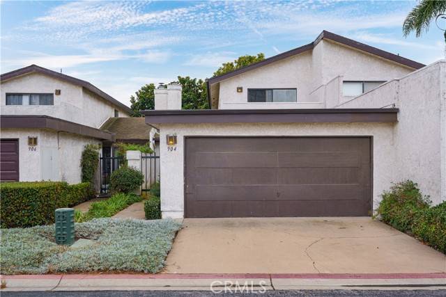 Santa Maria, CA 93454,904 Regent Court