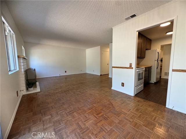 Lompoc, CA 93436,931 E Cypress Avenue