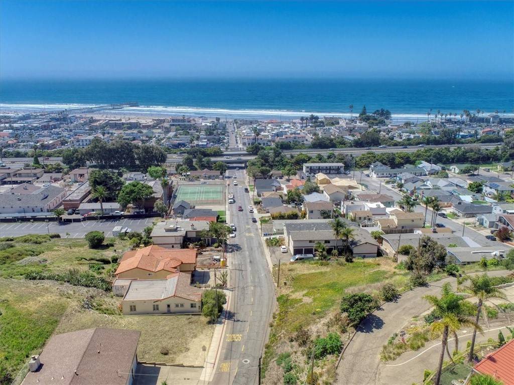 Pismo Beach, CA 93449,600 Wadsworth