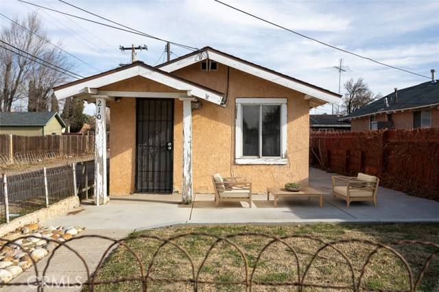 Tehachapi, CA 93561,210 N Green Street