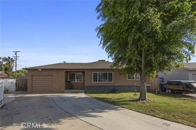 Bakersfield, CA 93308,521 Rainbow Court