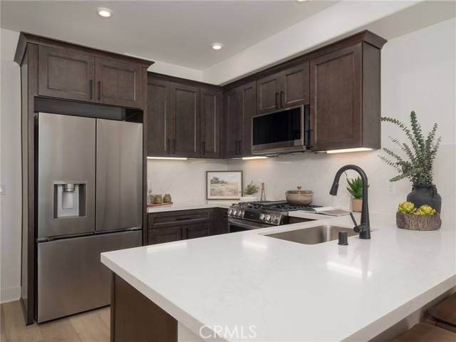Grover Beach, CA 93433,402 W Grand Ave #315