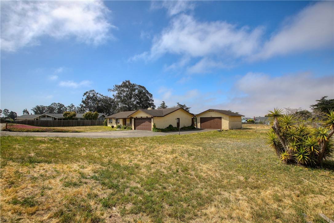 Arroyo Grande, CA 93420,2661 Southview Avenue