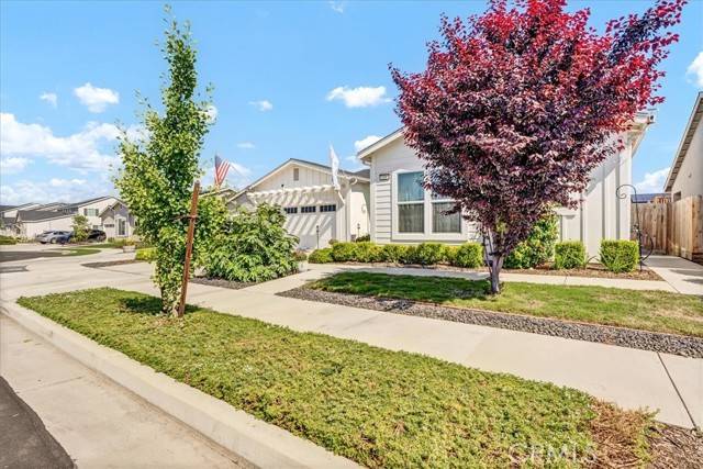 Visalia, CA 93291,320 E Tyler Court