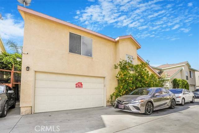 Arleta, CA 91331,9315 Woodman Avenue #8