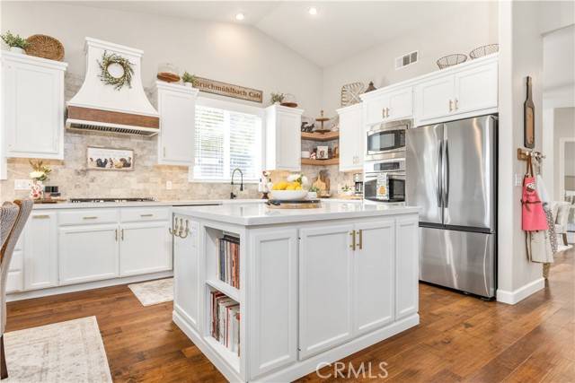 Paso Robles, CA 93446,802 Oxen Street