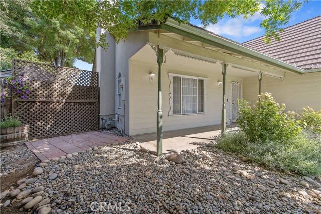 Visalia, CA 93292,815 S Pinkham Street