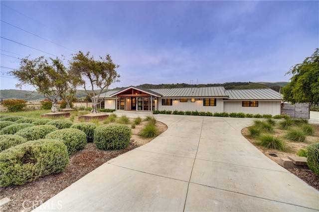 Los Osos, CA 93402,2289 Falcon Ridge Lane
