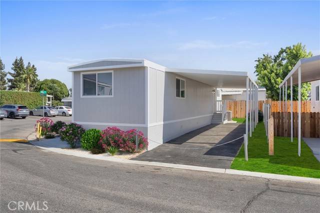 Bakersfield, CA 93308,306 Kings