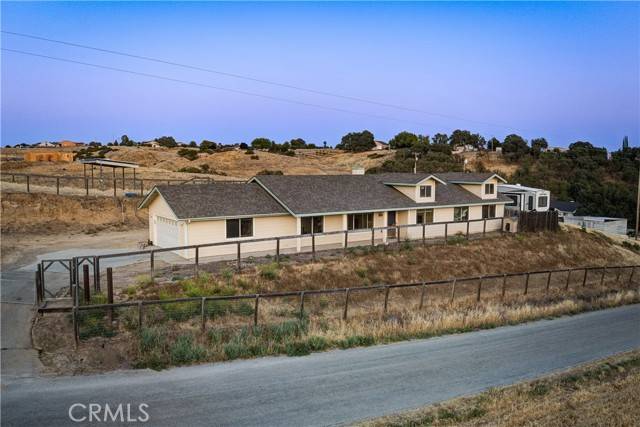 Paso Robles, CA 93446,1690 Buck Way