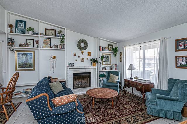 Santa Maria, CA 93455,1168 E Foster Road #B