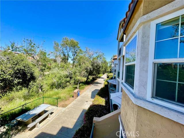 Mission Valley, CA 92108,2150 Camino De La Reina #210