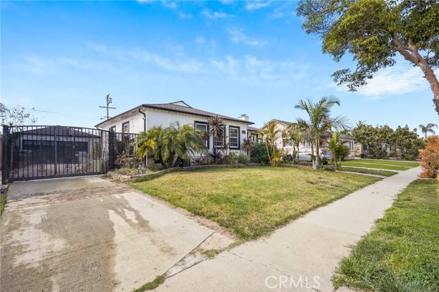 Long Beach, CA 90807,4449 Walnut Avenue