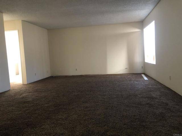 Imperial Beach, CA 91932,634 8th Street #14