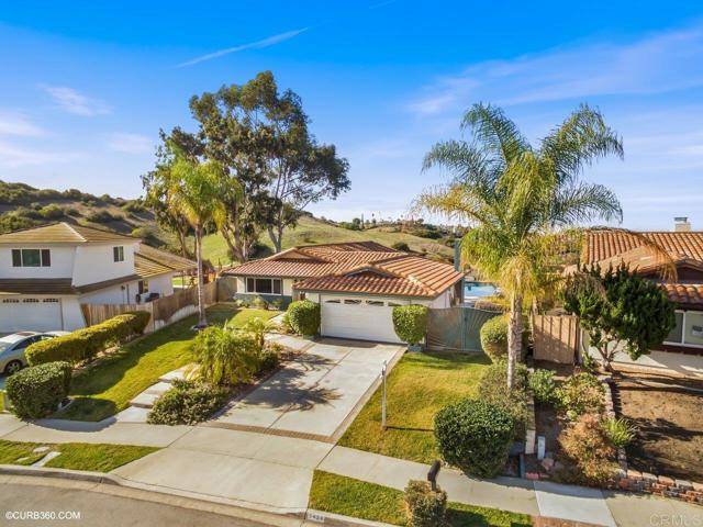 Bonita, CA 91902,5424 Horse Ridge Way