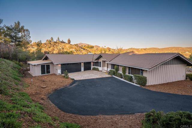 Alpine, CA 91901,3142 Via Viejas