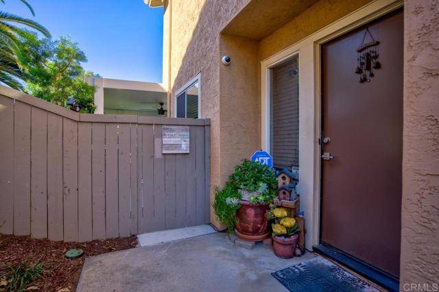 Vista, CA 92083,374 Ferrara Way