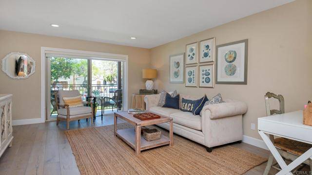 Coronado, CA 92118,935 D Ave