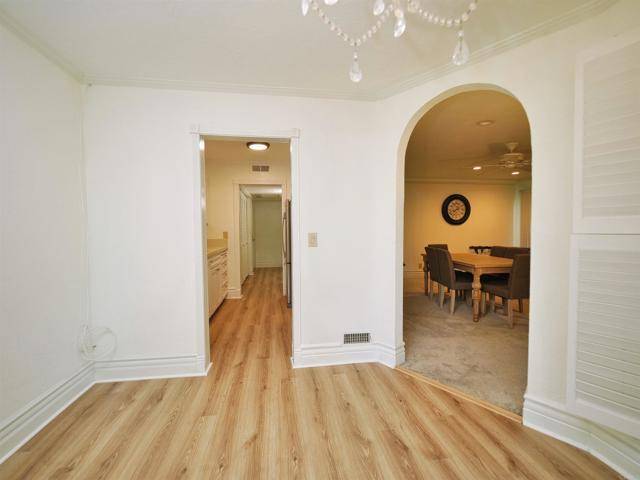 Walnut Creek, CA 94596,340 N CIVIC DR Drive #102